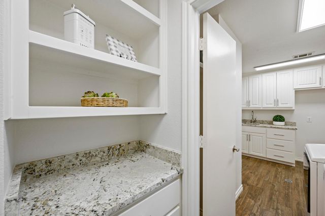 1070 Lakeview Court, Copper Canyon, TX 76226