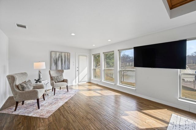 1070 Lakeview Court, Copper Canyon, TX 76226