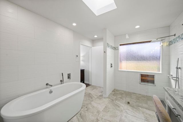 1070 Lakeview Court, Copper Canyon, TX 76226