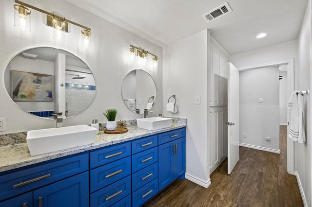 1070 Lakeview Court, Copper Canyon, TX 76226