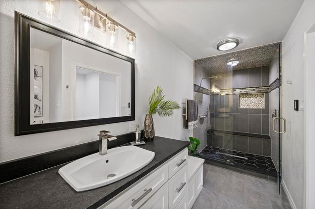 1070 Lakeview Court, Copper Canyon, TX 76226