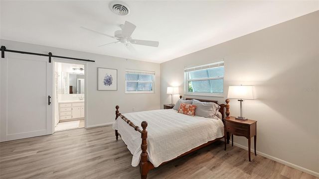 524 GLEN OAK ROAD, Venice, FL 34293