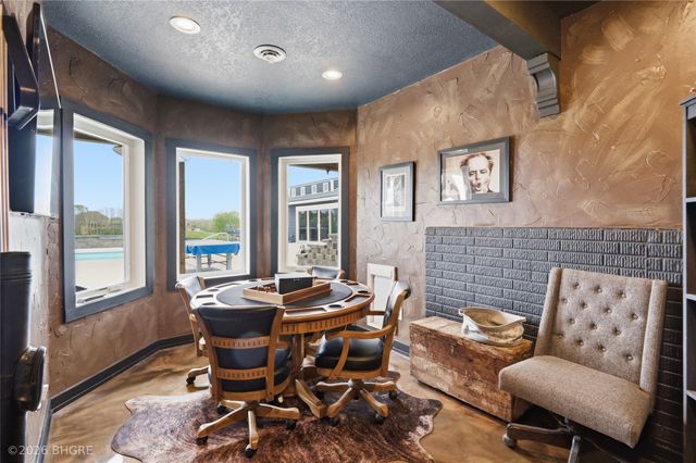 5085 Copper Creek Drive, Pleasant Hill, IA 50327