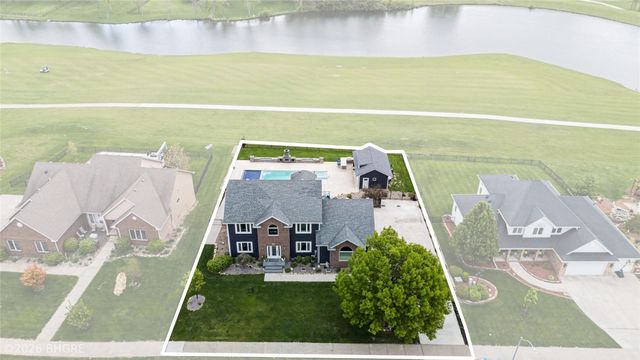 5085 Copper Creek Drive, Pleasant Hill, IA 50327