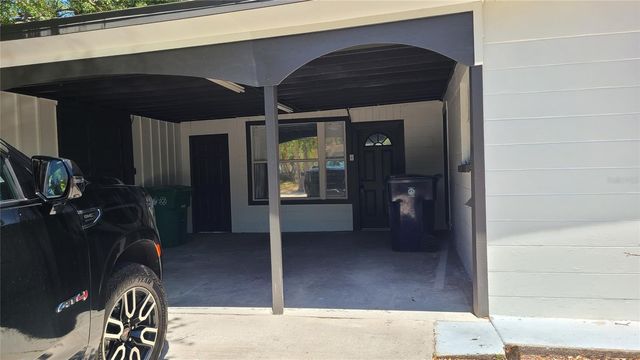 4611 W VILLA ROSA STREET, Tampa, FL 33611