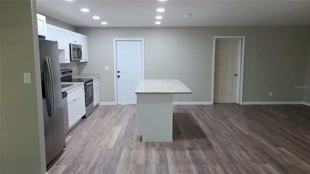 4611 W VILLA ROSA STREET, Tampa, FL 33611