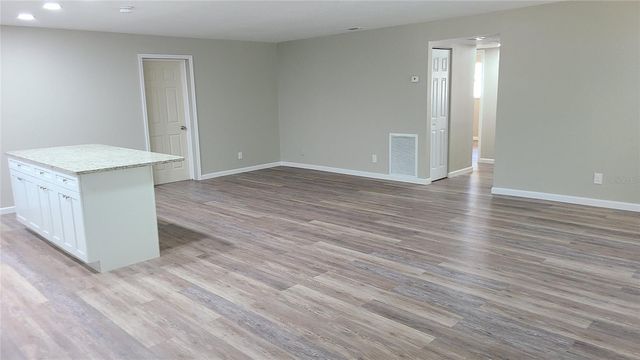 4611 W VILLA ROSA STREET, Tampa, FL 33611