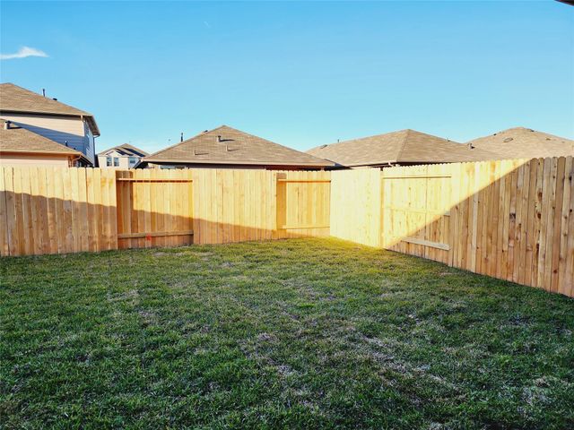 9736 Grosbeak Lane, Magnolia, TX 77354