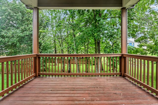 2228 Fairfax Dr, Clarksville, TN 37043