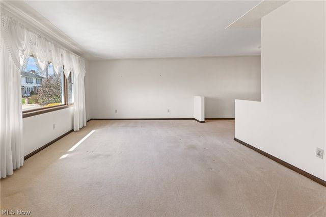 123 Brian Street, Mingo Junction, OH 43938