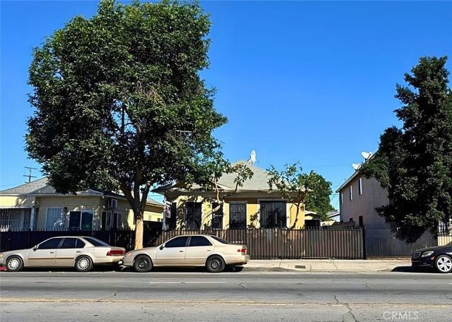 415 E Vernon Avenue, Los Angeles, CA 90011