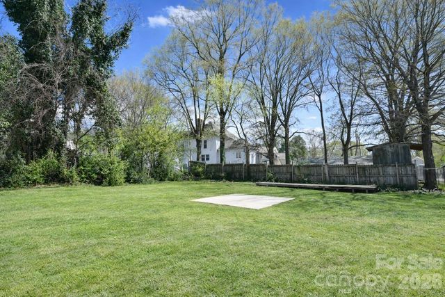 269 Misenheimer Drive NW, Concord, NC 28025