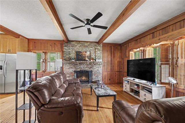 1211 E Willowbrook Drive, Burlington, NC 27215