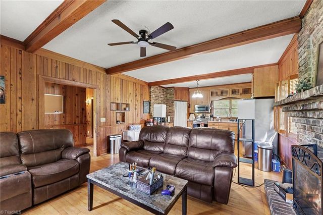 1211 E Willowbrook Drive, Burlington, NC 27215