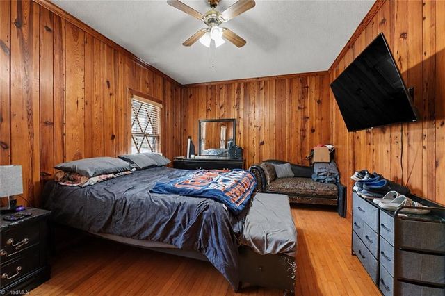 1211 E Willowbrook Drive, Burlington, NC 27215