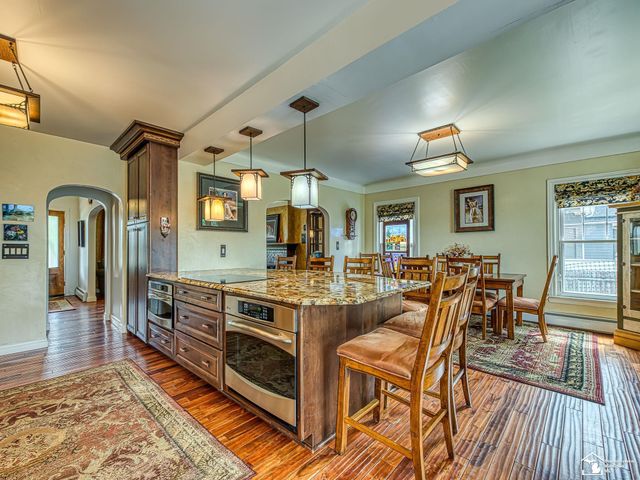 404 E Elm Avenue, Monroe, MI 48162