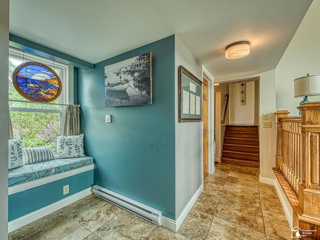 404 E Elm Avenue, Monroe, MI 48162