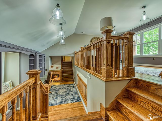 404 E Elm Avenue, Monroe, MI 48162
