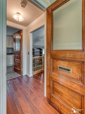 404 E Elm Avenue, Monroe, MI 48162