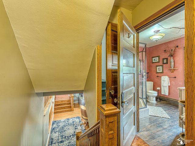 404 E Elm Avenue, Monroe, MI 48162