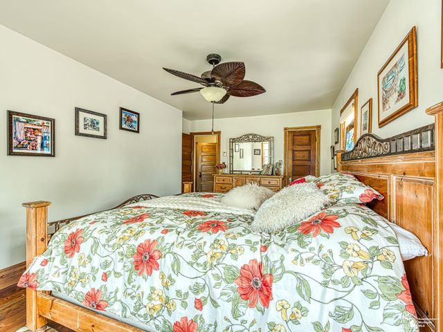404 E Elm Avenue, Monroe, MI 48162