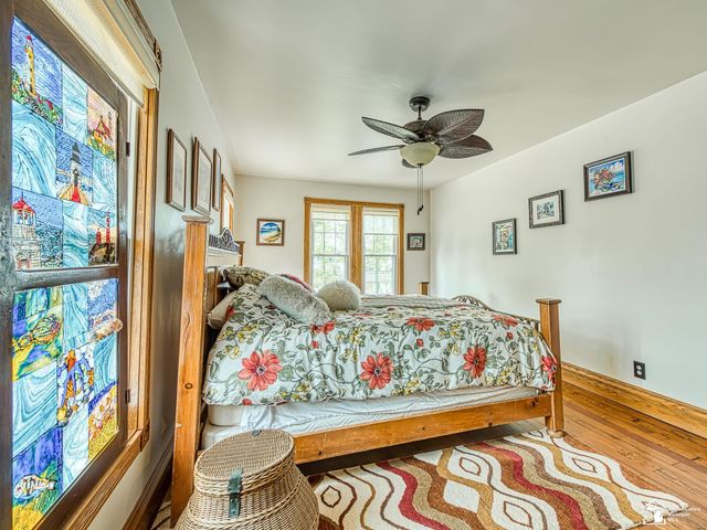 404 E Elm Avenue, Monroe, MI 48162
