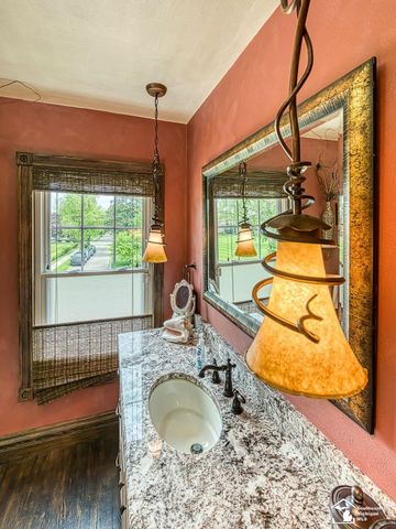 404 E Elm Avenue, Monroe, MI 48162