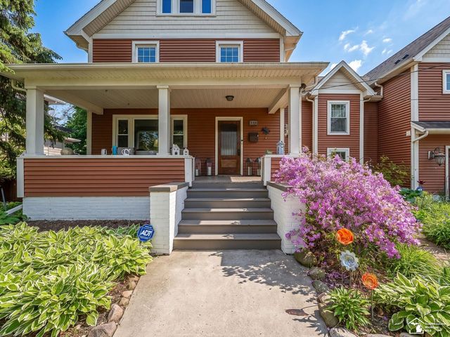 404 E Elm Avenue, Monroe, MI 48162