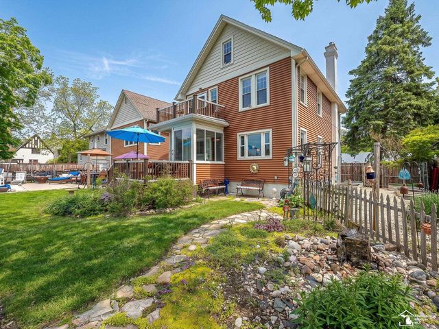 404 E Elm Avenue, Monroe, MI 48162