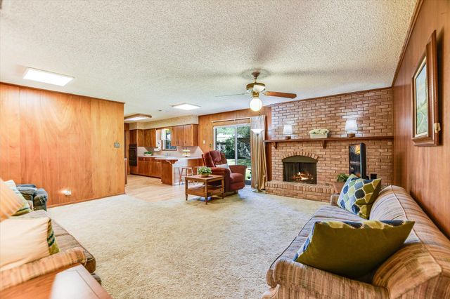1900 Burbank ST, Austin, TX 78757