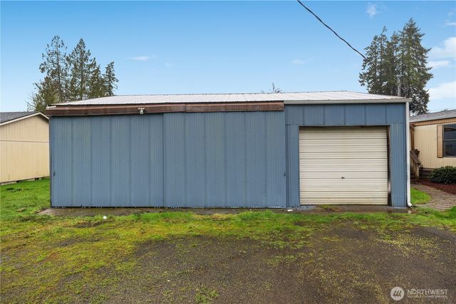 9823 Whitecap Drive NW, Olympia, WA 98502