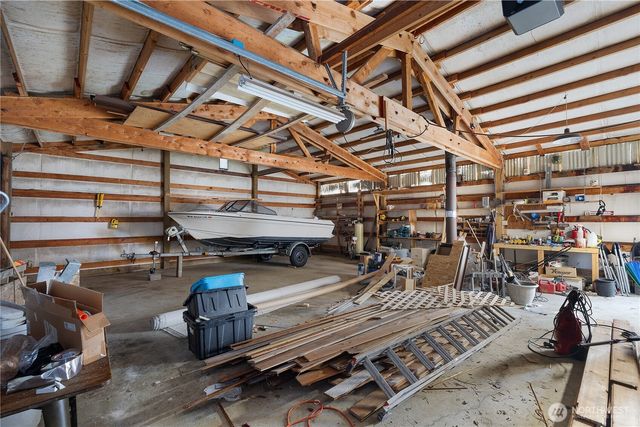 9823 Whitecap Drive NW, Olympia, WA 98502