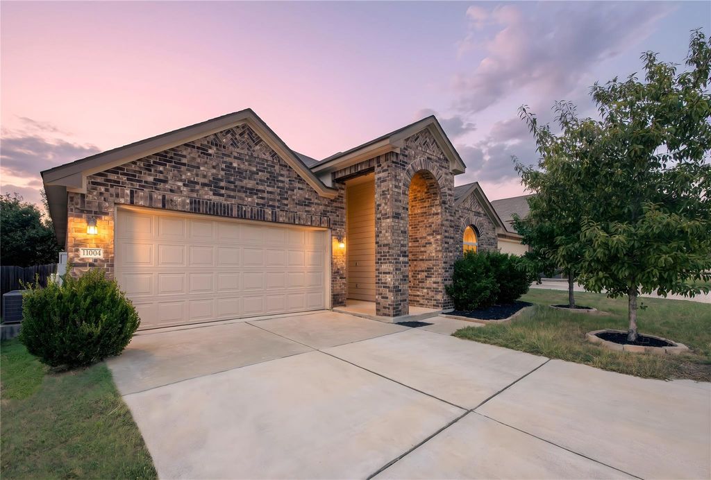 11004 Bruneau TRL, Austin, TX 78754
