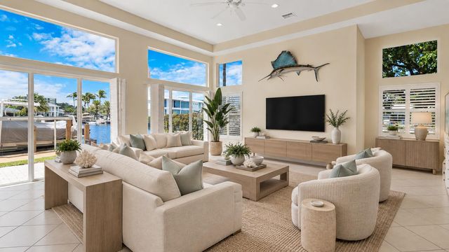 2761 SE 9TH Street, Pompano Beach, FL 33062