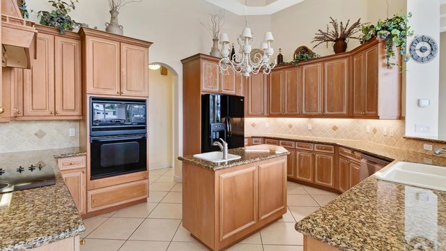 2761 SE 9TH Street, Pompano Beach, FL 33062