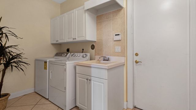 2761 SE 9TH Street, Pompano Beach, FL 33062