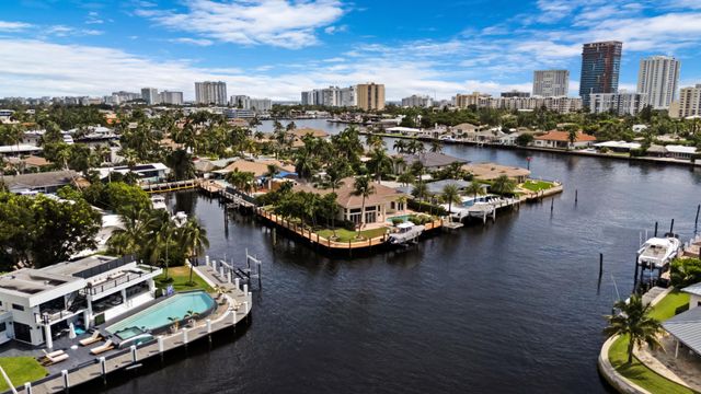 2761 SE 9TH Street, Pompano Beach, FL 33062