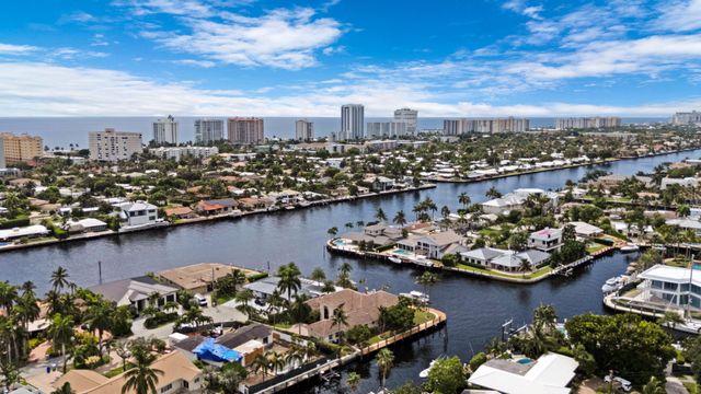 2761 SE 9TH Street, Pompano Beach, FL 33062
