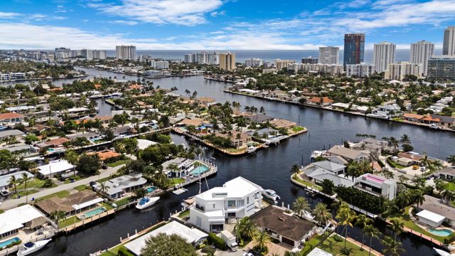 2761 SE 9TH Street, Pompano Beach, FL 33062