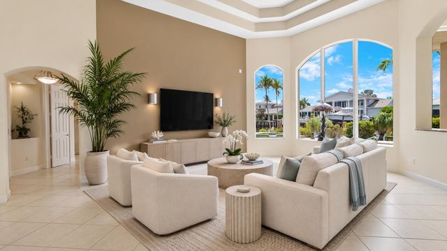 2761 SE 9TH Street, Pompano Beach, FL 33062