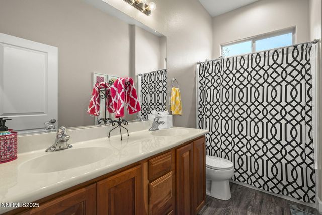 1360 Lambrays Lane, Sparks, NV 89436