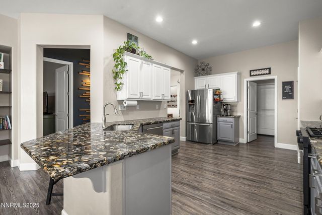 1360 Lambrays Lane, Sparks, NV 89436