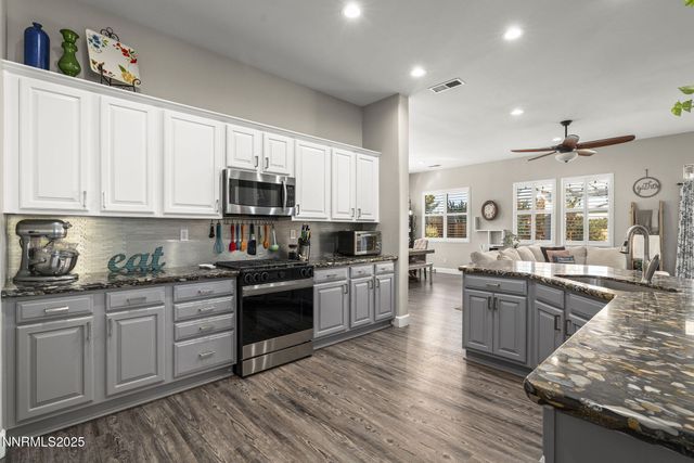 1360 Lambrays Lane, Sparks, NV 89436