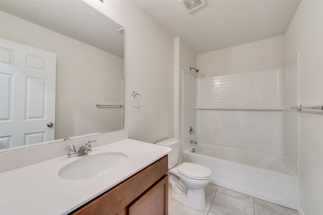 1009 Voca Drive, Forney, TX 75126