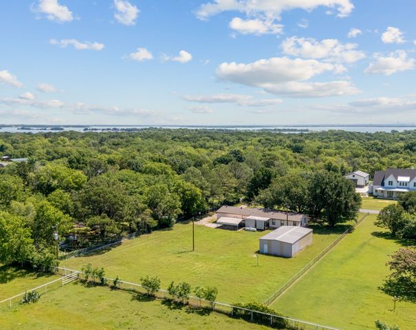 20 Wolters Street, Hickory Creek, TX 75065