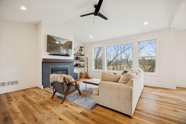 4160 Boulder Circle, Webster, MN 55088