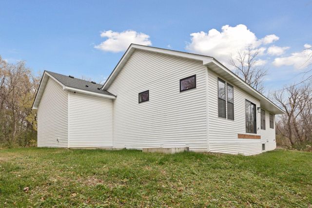 4160 Boulder Circle, Webster, MN 55088