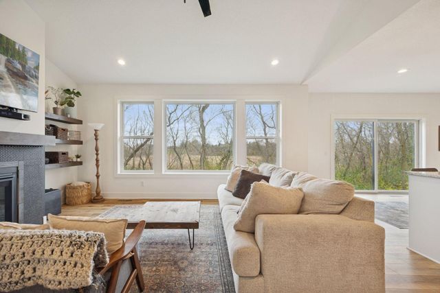 4160 Boulder Circle, Webster, MN 55088