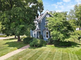 301 Church Lane, Edgeworth, PA 15143