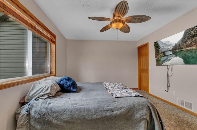 1000 Brook Court, Sauk Rapids, MN 56379